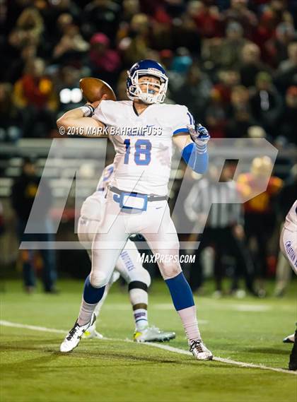 Thumbnail 3 in Oakdale vs. Christian Brothers (CIF SJS D3 Final) photogallery.