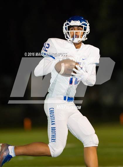 Thumbnail 3 in Oakdale vs. Christian Brothers (CIF SJS D3 Final) photogallery.