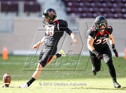 Thumbnail 3 in Rockwall vs. Lake Travis (UIL 6A Quarterfinal) photogallery.