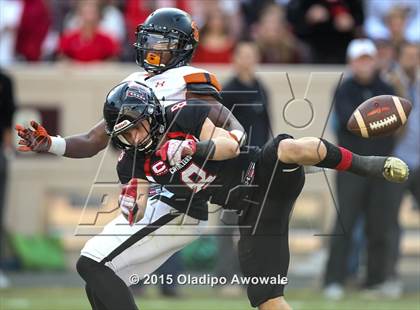 Thumbnail 2 in Rockwall vs. Lake Travis (UIL 6A Quarterfinal) photogallery.