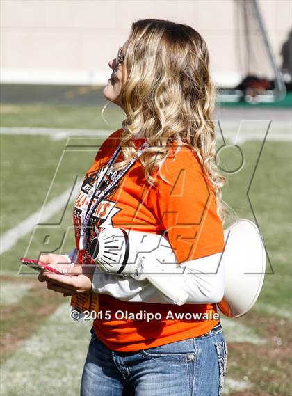 Thumbnail 1 in Rockwall vs. Lake Travis (UIL 6A Quarterfinal) photogallery.