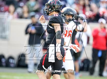 Thumbnail 3 in Rockwall vs. Lake Travis (UIL 6A Quarterfinal) photogallery.