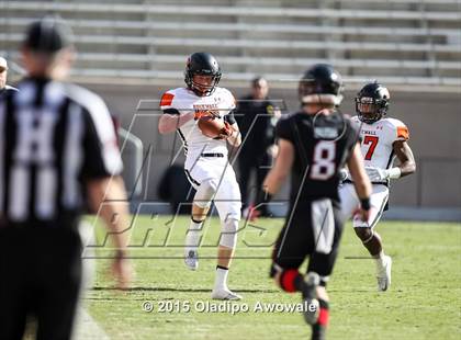 Thumbnail 2 in Rockwall vs. Lake Travis (UIL 6A Quarterfinal) photogallery.