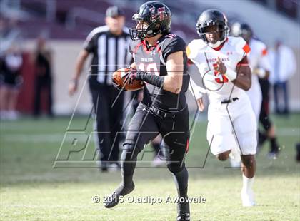 Thumbnail 1 in Rockwall vs. Lake Travis (UIL 6A Quarterfinal) photogallery.