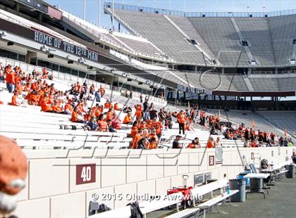 Thumbnail 1 in Rockwall vs. Lake Travis (UIL 6A Quarterfinal) photogallery.