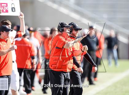 Thumbnail 2 in Rockwall vs. Lake Travis (UIL 6A Quarterfinal) photogallery.