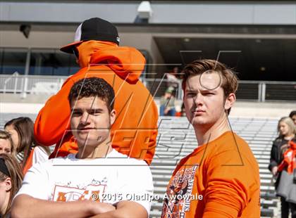 Thumbnail 2 in Rockwall vs. Lake Travis (UIL 6A Quarterfinal) photogallery.