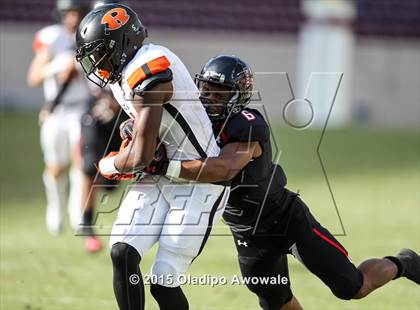 Thumbnail 2 in Rockwall vs. Lake Travis (UIL 6A Quarterfinal) photogallery.