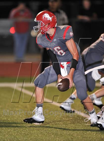 Thumbnail 2 in Nocona @ Ponder photogallery.
