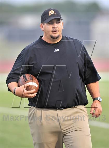 Thumbnail 1 in Nocona @ Ponder photogallery.