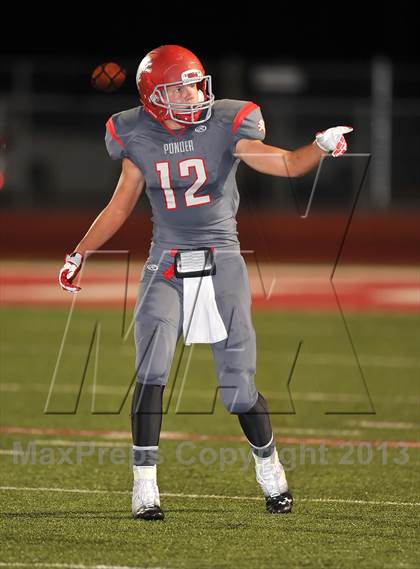 Thumbnail 1 in Nocona @ Ponder photogallery.