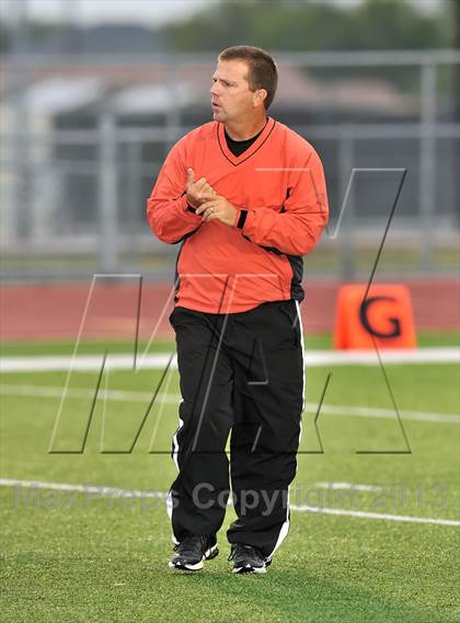 Thumbnail 3 in Nocona @ Ponder photogallery.