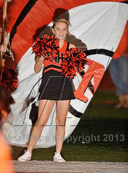 Thumbnail 3 in Nocona @ Ponder photogallery.