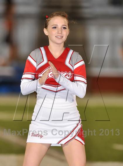 Thumbnail 2 in Nocona @ Ponder photogallery.