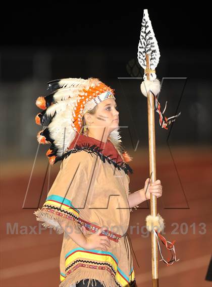 Thumbnail 1 in Nocona @ Ponder photogallery.