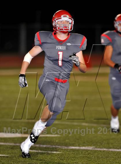 Thumbnail 2 in Nocona @ Ponder photogallery.