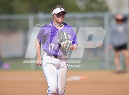 Thumbnail 1 in Mountain Ridge @ Riverton photogallery.