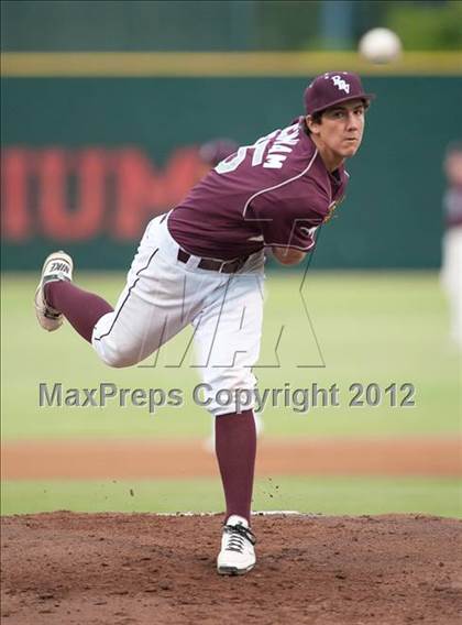 Thumbnail 3 in Rancho Buena Vista vs. Vista (CIF SDS D1 Final) photogallery.