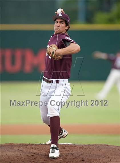 Thumbnail 3 in Rancho Buena Vista vs. Vista (CIF SDS D1 Final) photogallery.