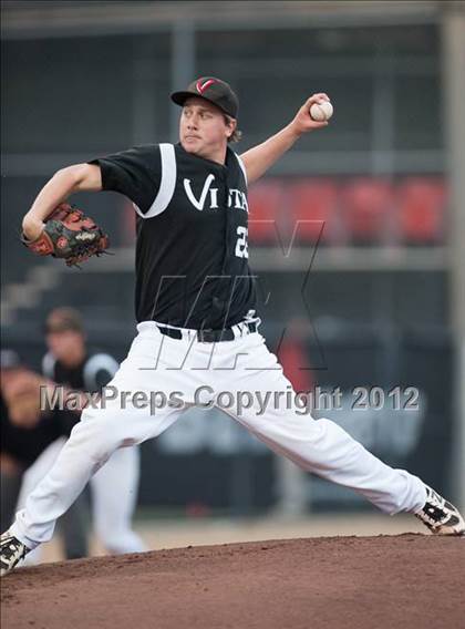 Thumbnail 2 in Rancho Buena Vista vs. Vista (CIF SDS D1 Final) photogallery.