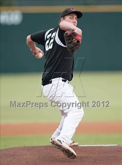 Thumbnail 3 in Rancho Buena Vista vs. Vista (CIF SDS D1 Final) photogallery.