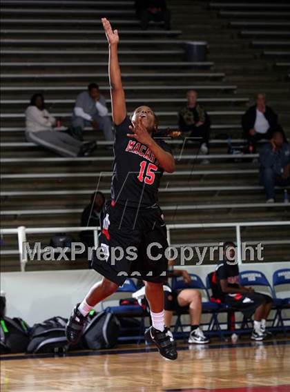 Thumbnail 2 in College Park vs MacArthur (McDonald's Texas Invitational) photogallery.