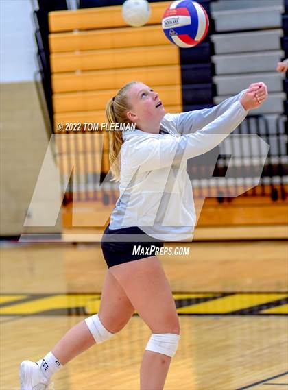 Thumbnail 1 in Mill Valley @ Shawnee Mission West photogallery.