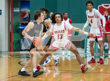 Thumbnail 2 in Hamilton Southeastern @ Lawrence North photogallery.
