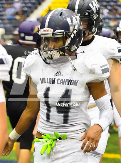 Thumbnail 3 in Willow Canyon vs. Lake Havasu (Kick-Off Classic) photogallery.