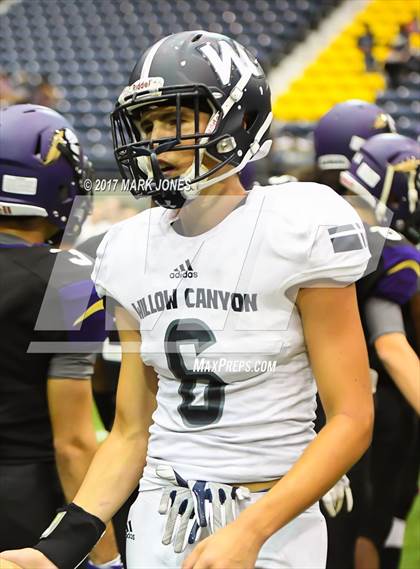 Thumbnail 1 in Willow Canyon vs. Lake Havasu (Kick-Off Classic) photogallery.