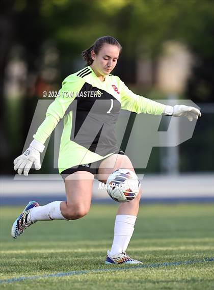 Thumbnail 3 in Charlotte Catholic @ Charlotte Latin photogallery.