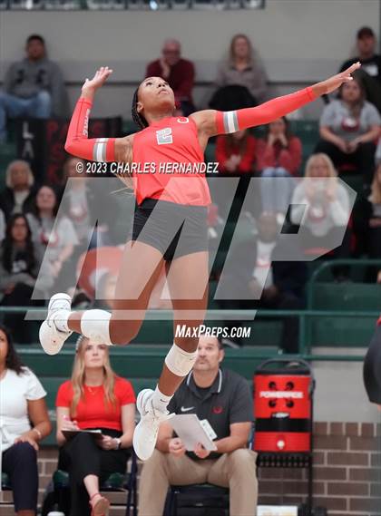 Thumbnail 2 in Lake Belton vs. Lake Creek (UIL 5A Region 3 Bi-District Playoff) photogallery.