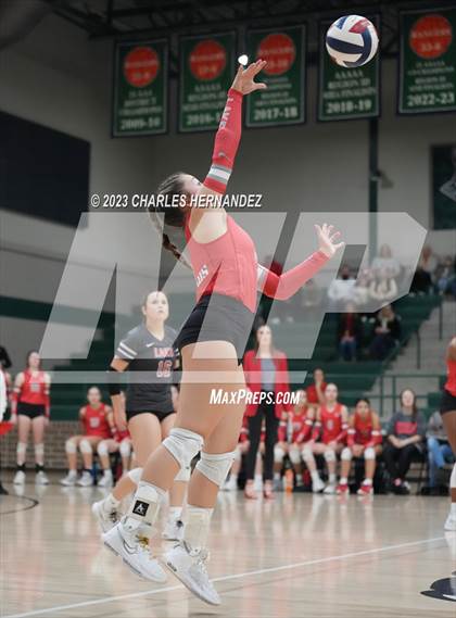 Thumbnail 1 in Lake Belton vs. Lake Creek (UIL 5A Region 3 Bi-District Playoff) photogallery.