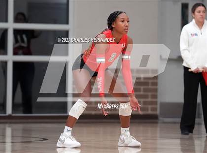 Thumbnail 3 in Lake Belton vs. Lake Creek (UIL 5A Region 3 Bi-District Playoff) photogallery.