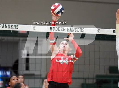 Thumbnail 2 in Lake Belton vs. Lake Creek (UIL 5A Region 3 Bi-District Playoff) photogallery.