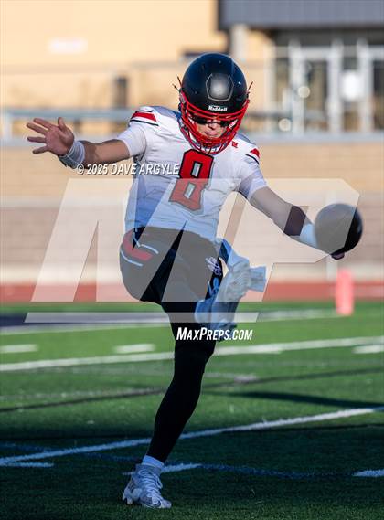 Thumbnail 2 in Springville vs. Spanish Fork (UHSAA 5A Second Round) photogallery.