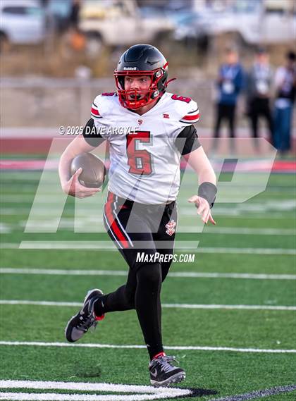 Thumbnail 2 in Springville vs. Spanish Fork (UHSAA 5A Second Round) photogallery.