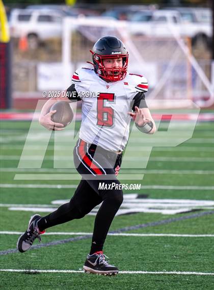 Thumbnail 3 in Springville vs. Spanish Fork (UHSAA 5A Second Round) photogallery.