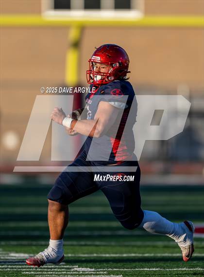 Thumbnail 1 in Springville vs. Spanish Fork (UHSAA 5A Second Round) photogallery.