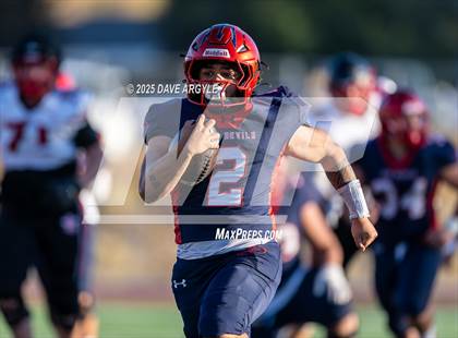 Thumbnail 1 in Springville vs. Spanish Fork (UHSAA 5A Second Round) photogallery.