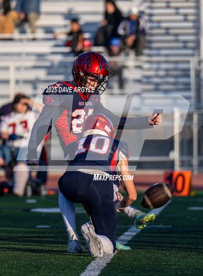 Thumbnail 1 in Springville vs. Spanish Fork (UHSAA 5A Second Round) photogallery.