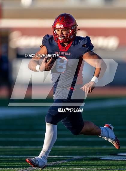 Thumbnail 3 in Springville vs. Spanish Fork (UHSAA 5A Second Round) photogallery.