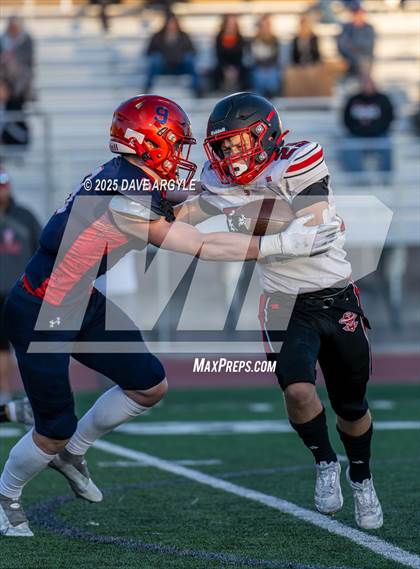 Thumbnail 1 in Springville vs. Spanish Fork (UHSAA 5A Second Round) photogallery.