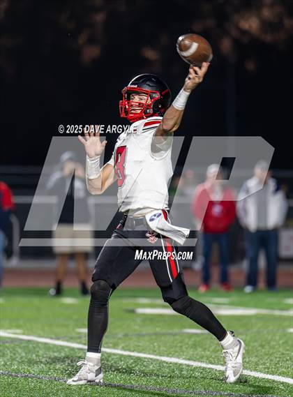 Thumbnail 1 in Springville vs. Spanish Fork (UHSAA 5A Second Round) photogallery.