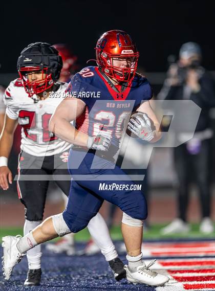 Thumbnail 2 in Springville vs. Spanish Fork (UHSAA 5A Second Round) photogallery.