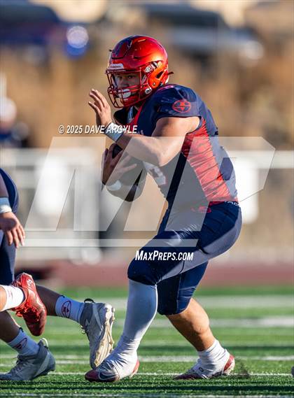 Thumbnail 3 in Springville vs. Spanish Fork (UHSAA 5A Second Round) photogallery.