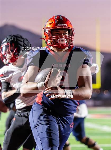 Thumbnail 3 in Springville vs. Spanish Fork (UHSAA 5A Second Round) photogallery.