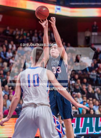 Thumbnail 2 in Avon vs. Waterford (CIAC D3 Final) photogallery.