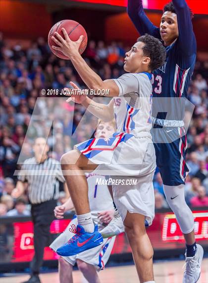 Thumbnail 2 in Avon vs. Waterford (CIAC D3 Final) photogallery.