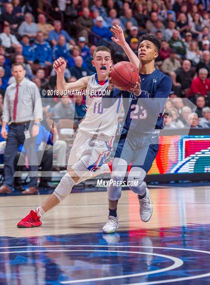 Thumbnail 2 in Avon vs. Waterford (CIAC D3 Final) photogallery.